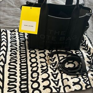 Marc Jacobs Black Leather Tote